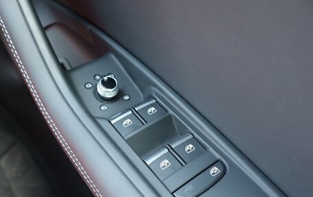 Audi A4, 2021 год, 1 930 000 рублей, 16 фотография