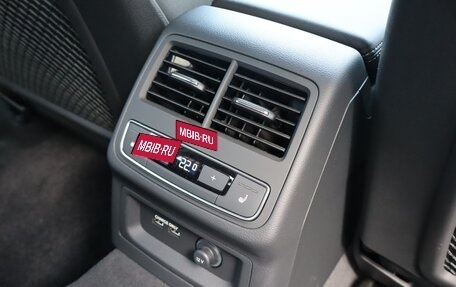 Audi A4, 2021 год, 1 930 000 рублей, 17 фотография