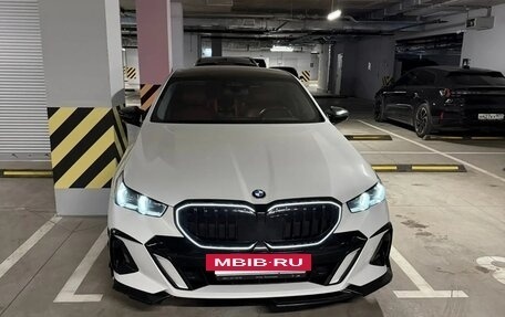 BMW 5 серия, 2024 год, 9 600 000 рублей, 2 фотография