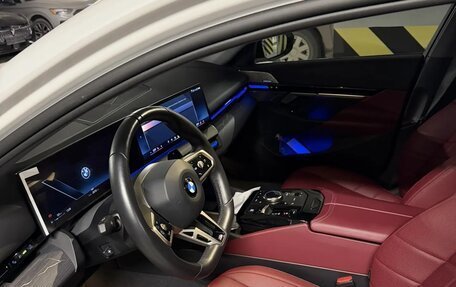 BMW 5 серия, 2024 год, 9 600 000 рублей, 8 фотография