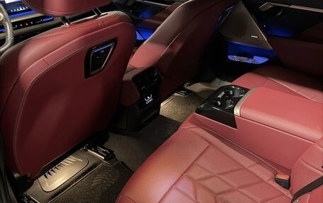 BMW 5 серия, 2024 год, 9 600 000 рублей, 13 фотография