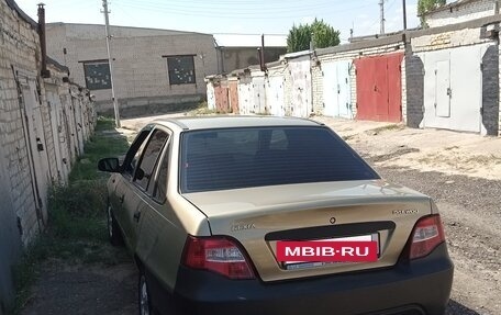 Daewoo Nexia I рестайлинг, 2011 год, 480 000 рублей, 3 фотография