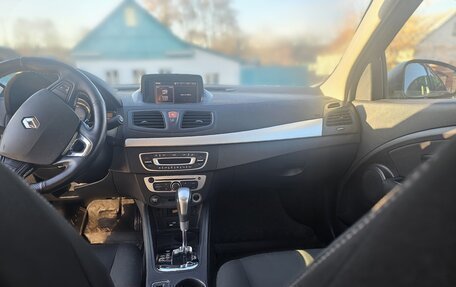 Renault Fluence I, 2014 год, 830 000 рублей, 2 фотография