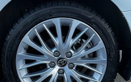 Toyota Camry, 2019 год, 3 300 000 рублей, 18 фотография