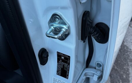 Toyota Camry, 2019 год, 3 300 000 рублей, 19 фотография