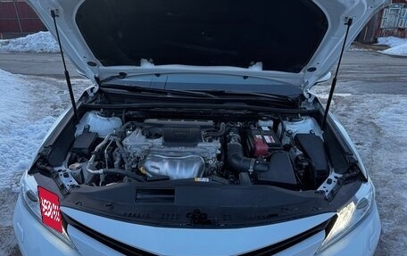 Toyota Camry, 2019 год, 3 300 000 рублей, 17 фотография