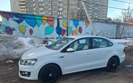 Volkswagen Polo VI (EU Market), 2018 год, 1 275 000 рублей, 2 фотография