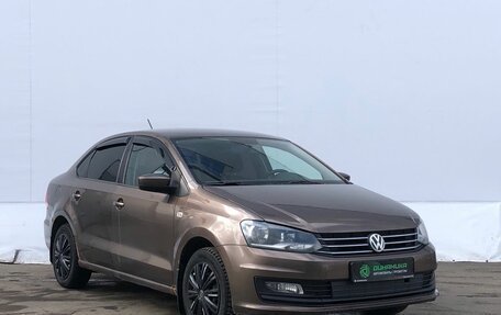 Volkswagen Polo VI (EU Market), 2017 год, 975 000 рублей, 3 фотография