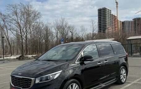 KIA Carnival III, 2020 год, 2 900 000 рублей, 1 фотография