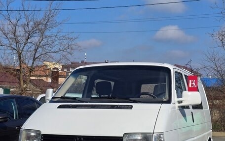 Volkswagen Transporter T4, 2001 год, 920 000 рублей, 1 фотография