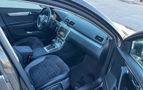 Volkswagen Passat B7, 2012 год, 1 150 000 рублей, 14 фотография