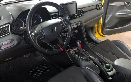 Hyundai Veloster II, 2019 год, 1 650 000 рублей, 6 фотография