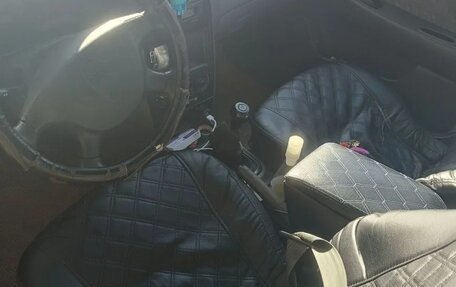 KIA Sephia II, 2002 год, 110 000 рублей, 5 фотография