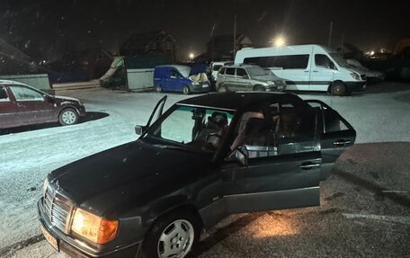 Mercedes-Benz W124, 1990 год, 770 000 рублей, 2 фотография