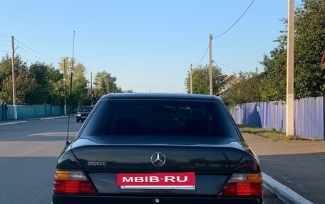 Mercedes-Benz W124, 1990 год, 770 000 рублей, 6 фотография