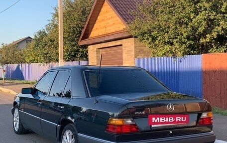 Mercedes-Benz W124, 1990 год, 770 000 рублей, 5 фотография