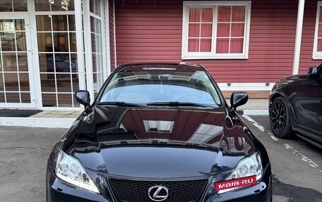 Lexus IS II рестайлинг 2, 2007 год, 1 100 000 рублей, 2 фотография