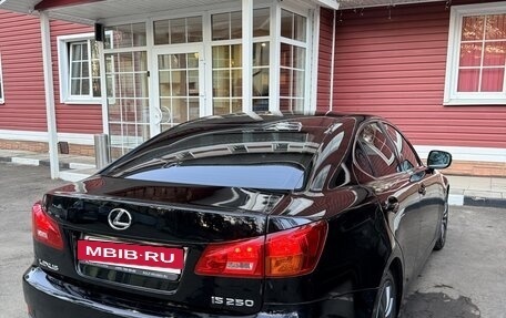 Lexus IS II рестайлинг 2, 2007 год, 1 100 000 рублей, 13 фотография