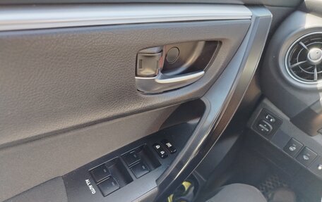 Toyota Corolla, 2018 год, 1 799 999 рублей, 23 фотография