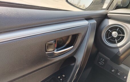 Toyota Corolla, 2018 год, 1 799 999 рублей, 24 фотография