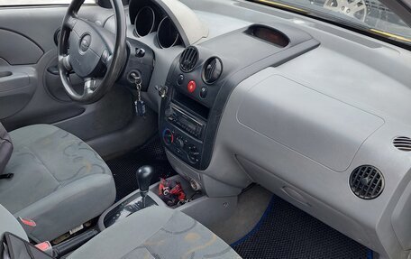 Chevrolet Aveo III, 2004 год, 310 000 рублей, 6 фотография