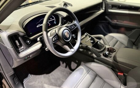 Porsche Cayenne III, 2025 год, 17 370 000 рублей, 14 фотография