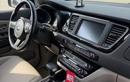 KIA Carnival III, 2020 год, 2 900 000 рублей, 16 фотография