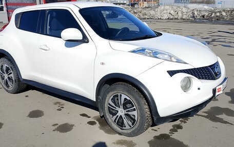 Nissan Juke II, 2013 год, 905 000 рублей, 3 фотография