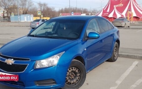 Chevrolet Cruze II, 2009 год, 600 000 рублей, 2 фотография