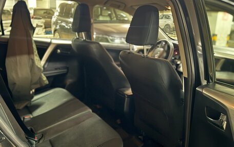 Toyota RAV4, 2015 год, 1 920 000 рублей, 9 фотография