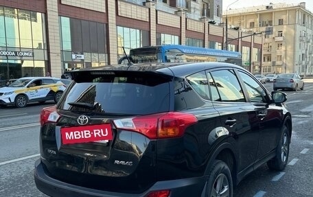 Toyota RAV4, 2015 год, 1 920 000 рублей, 14 фотография