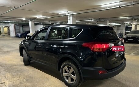 Toyota RAV4, 2015 год, 1 920 000 рублей, 4 фотография