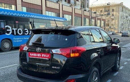 Toyota RAV4, 2015 год, 1 920 000 рублей, 15 фотография