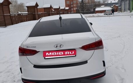Hyundai Solaris II рестайлинг, 2022 год, 1 400 000 рублей, 4 фотография