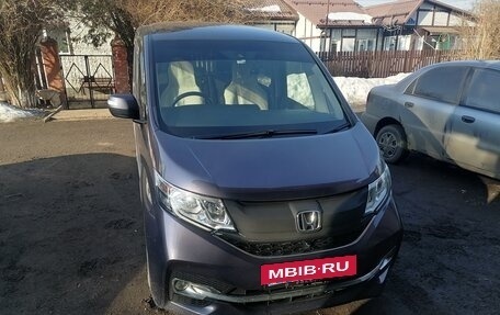 Honda Stepwgn IV, 2015 год, 1 800 000 рублей, 18 фотография