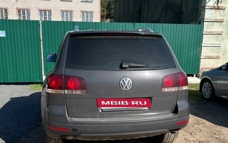 Volkswagen Touareg III, 2010 год, 800 000 рублей, 2 фотография