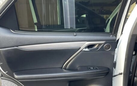 Lexus RX IV рестайлинг, 2017 год, 4 100 000 рублей, 2 фотография