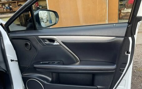 Lexus RX IV рестайлинг, 2017 год, 4 100 000 рублей, 12 фотография