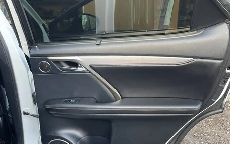 Lexus RX IV рестайлинг, 2017 год, 4 100 000 рублей, 7 фотография