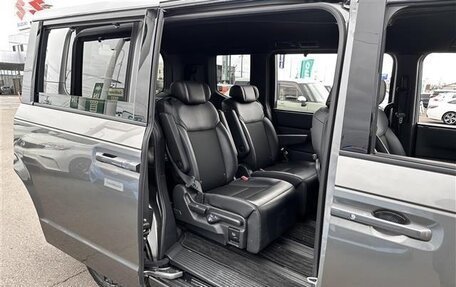 Honda Stepwgn, 2022 год, 2 250 000 рублей, 10 фотография