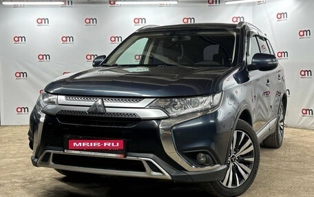 Mitsubishi Outlander III рестайлинг 3, 2019 год, 2 099 000 рублей, 3 фотография