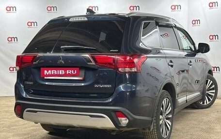 Mitsubishi Outlander III рестайлинг 3, 2019 год, 2 099 000 рублей, 4 фотография