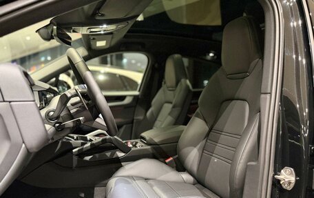 Porsche Cayenne III, 2025 год, 17 370 000 рублей, 16 фотография