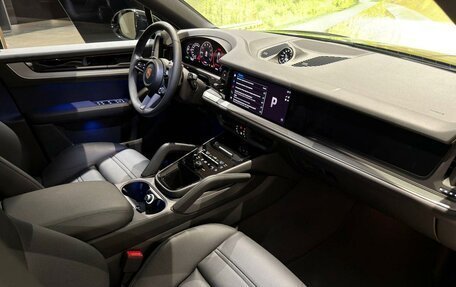 Porsche Cayenne III, 2025 год, 17 370 000 рублей, 25 фотография