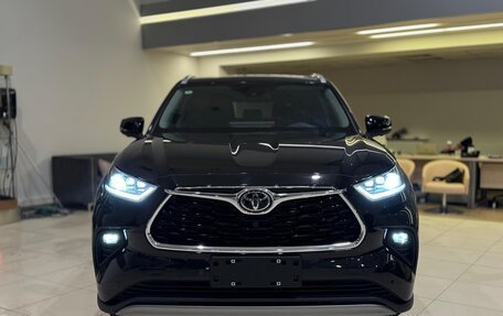 Toyota Highlander, 2026 год, 5 700 000 рублей, 2 фотография