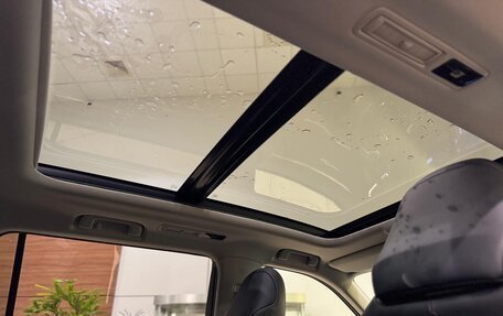 Toyota Highlander, 2026 год, 5 700 000 рублей, 21 фотография