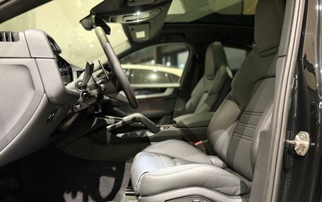 Porsche Cayenne III, 2025 год, 17 370 000 рублей, 15 фотография