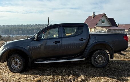 Mitsubishi L200 IV рестайлинг, 2010 год, 830 000 рублей, 4 фотография