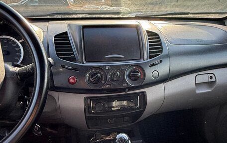 Mitsubishi L200 IV рестайлинг, 2010 год, 830 000 рублей, 16 фотография