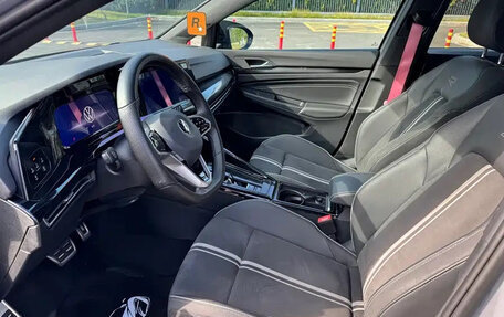 Volkswagen Golf VIII, 2023 год, 1 750 555 рублей, 4 фотография